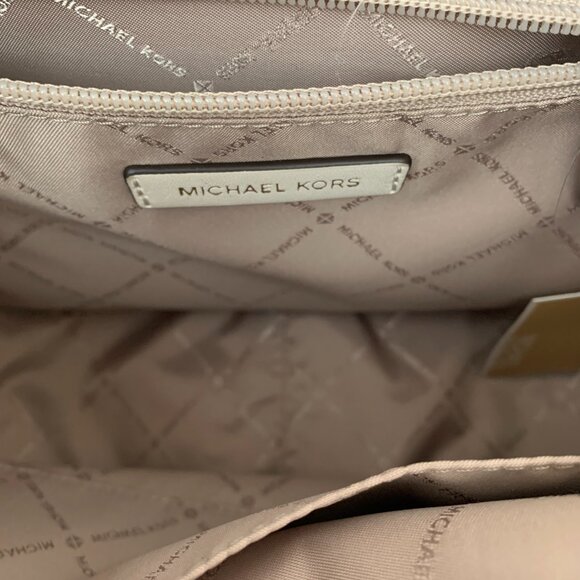 Michael Kors Leather Hobo Shoulder Purse - Light Cream - NWT - Picture 6 of 7